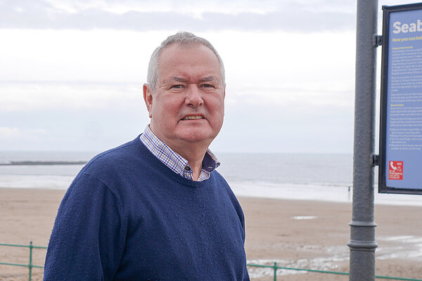 Councillor Bond at Seaburn Beach